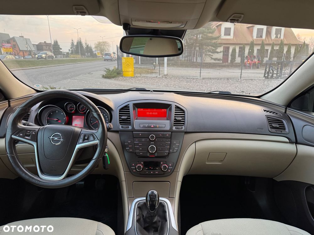 Opel Insignia 2.0 CDTI Cosmo - 11