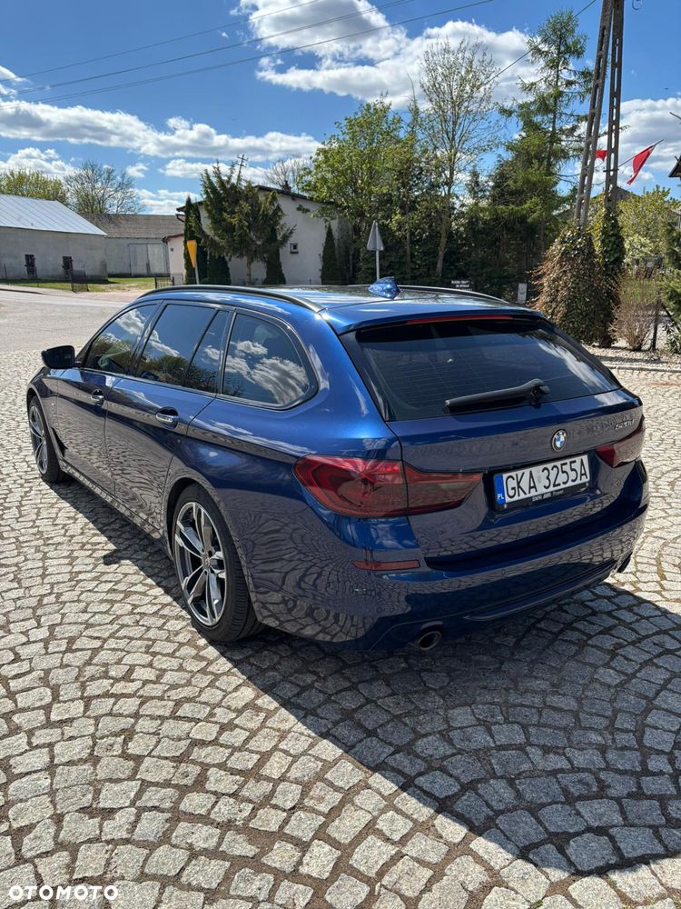BMW Seria 5 520d Sport Line - 4