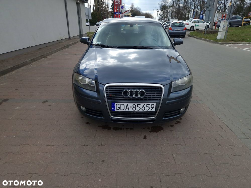 Audi A3 Sportback - 2