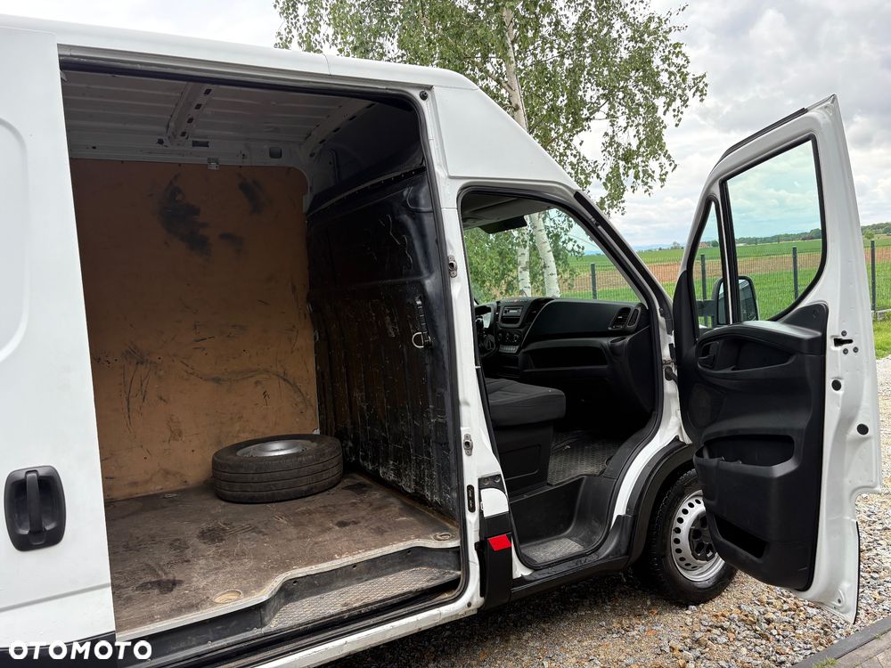 Iveco DAILY - 10