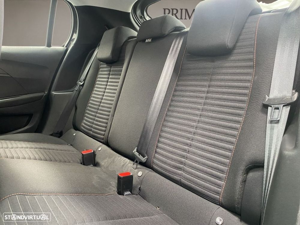 Peugeot 208 1.2 PureTech Active — fotografia 14
