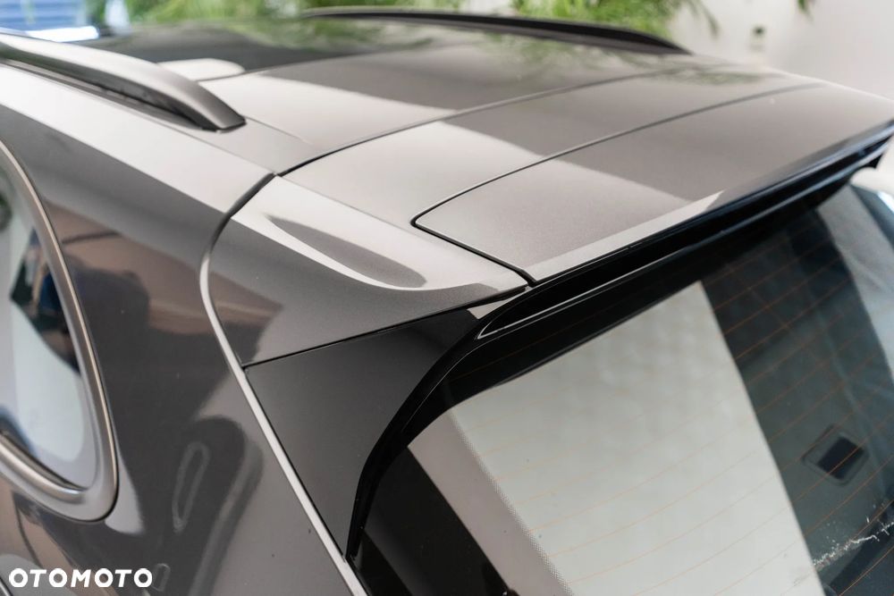Porsche Cayenne Turbo E-Hybrid PHEV - 39