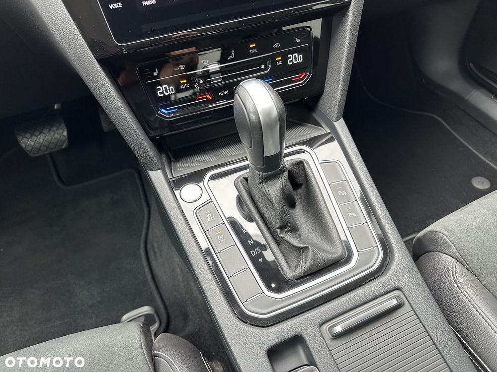 Volkswagen Passat 1.5 TSI EVO Elegance DSG - 13