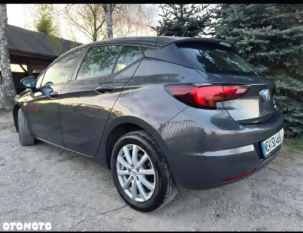 Opel Astra - 2