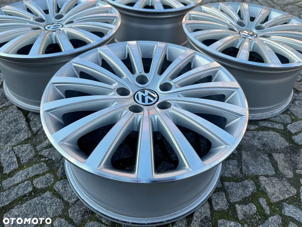 Felgi VW 7E0 Transporter T5 T6 T6.1 Multivan Caravelle 5x120 18 - 5