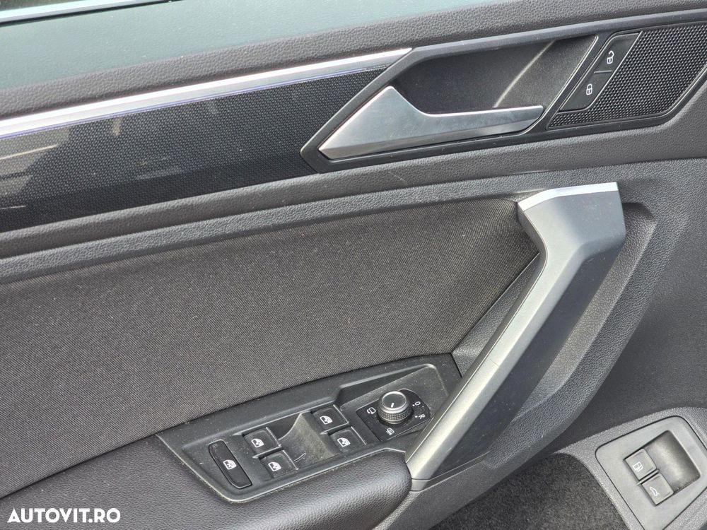 Volkswagen Tiguan 1.4 eHybrid OPF Elegance - 24