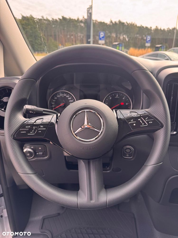 Mercedes-Benz Vito Mixto - 11