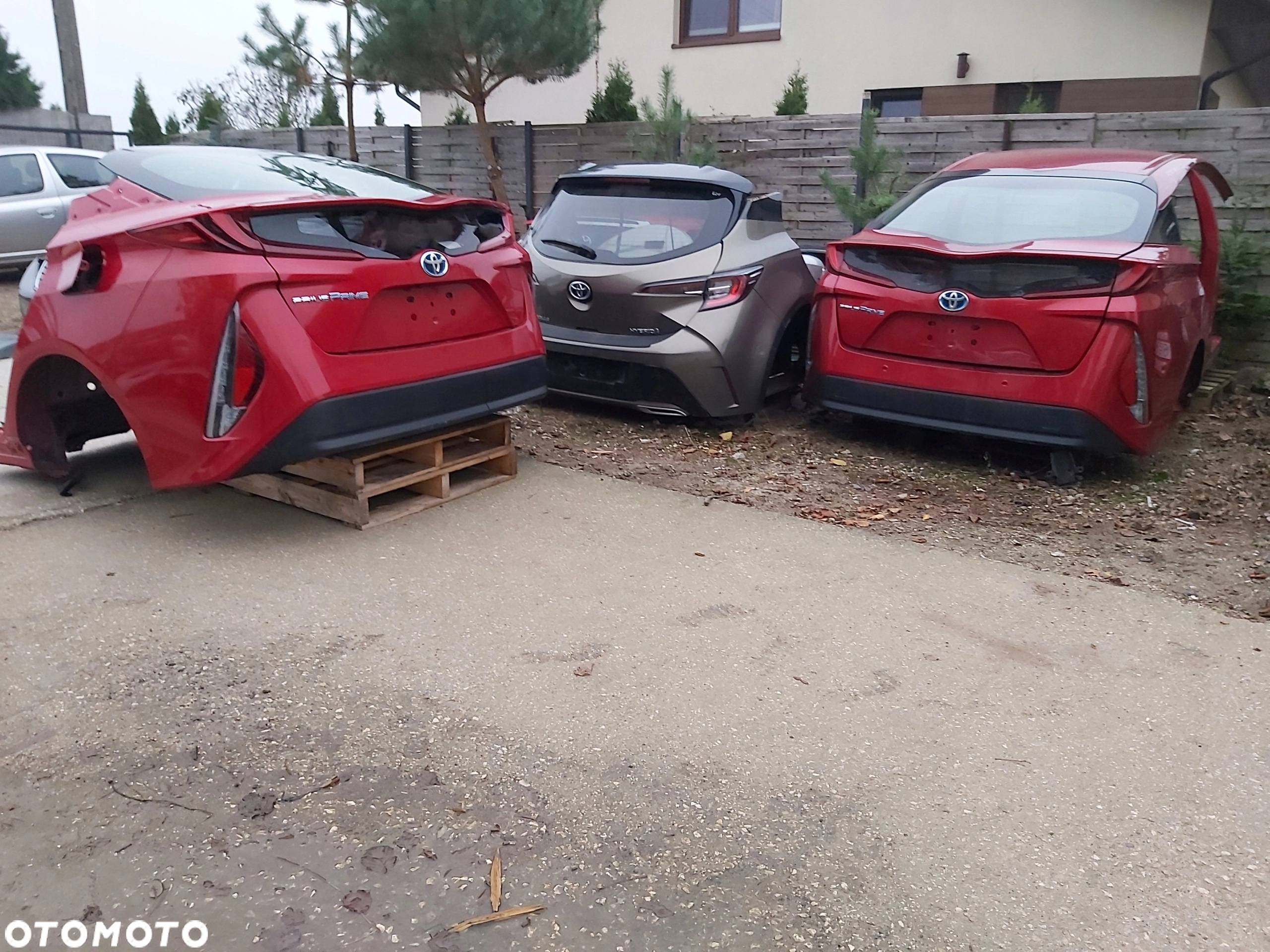Prius IV klapa tył ćwiartka pas zderzak PRIME - 9
