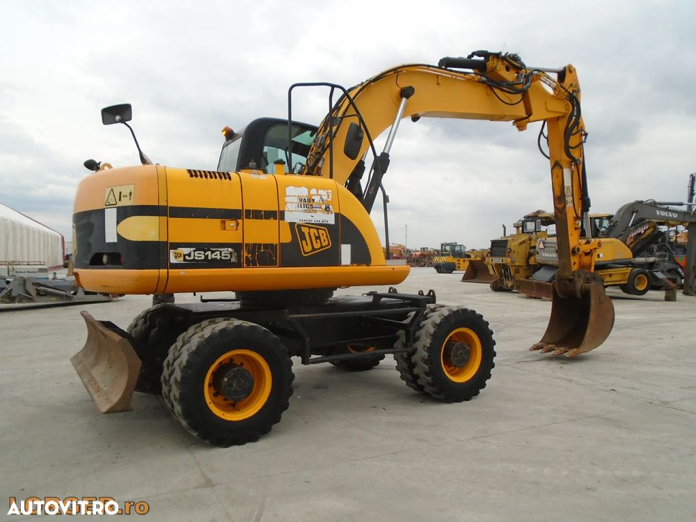 JCB JS 145 W - 3