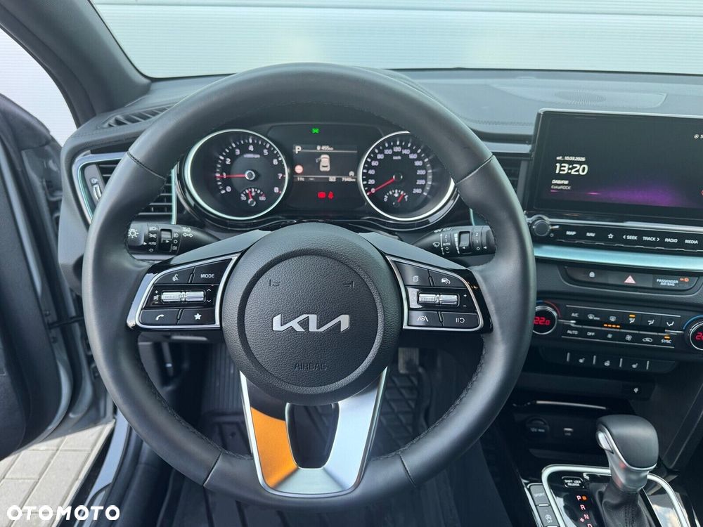 Kia XCeed - 12