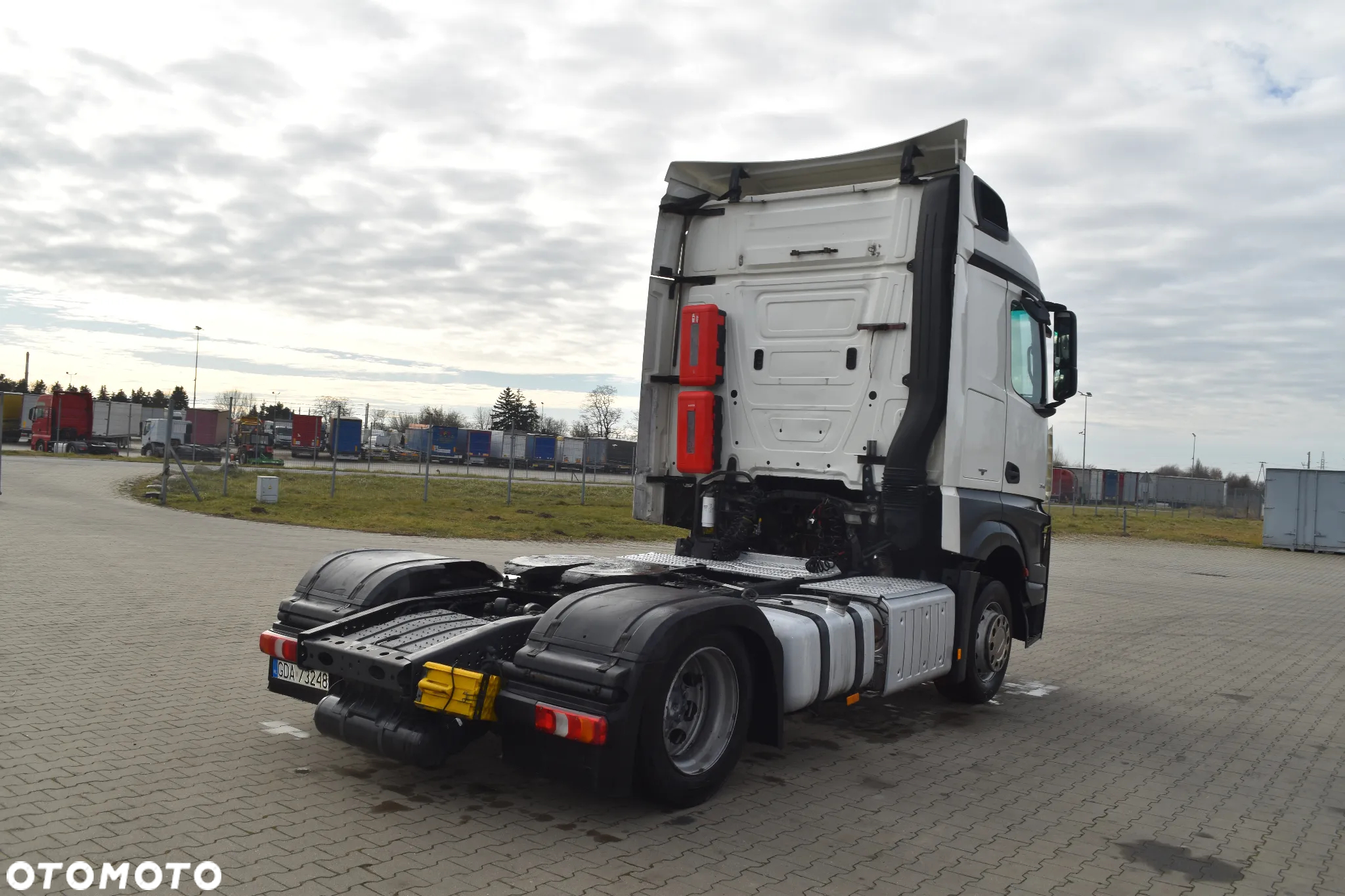 Mercedes-Benz Actros 1845 - 7