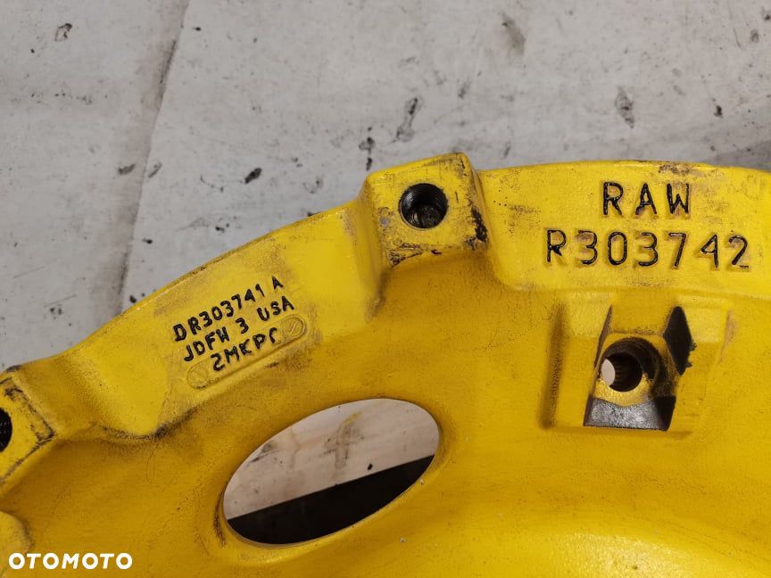 Środek felgi John Deere 8345 R R303741 - 7