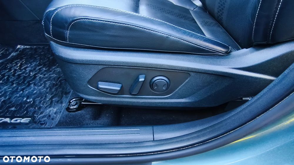 Kia Sportage 1.6 T-GDI HEV Business Line 2WD - 15