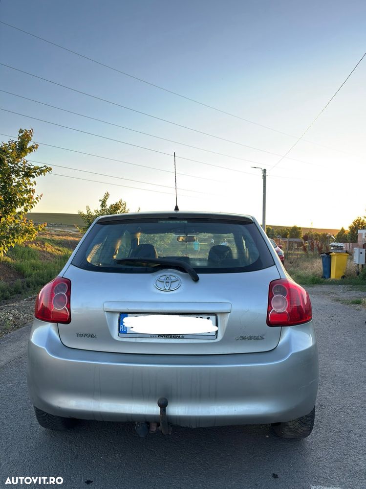 Toyota Auris 1.6 Sol - 7