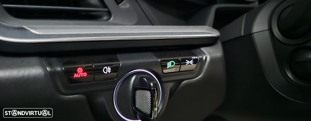 Porsche 911 Série F - 22