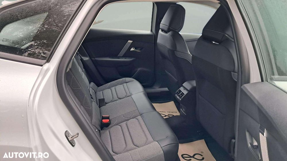 Citroën C4X 1.2 136 eDCT6 MHEV PLUS - 17