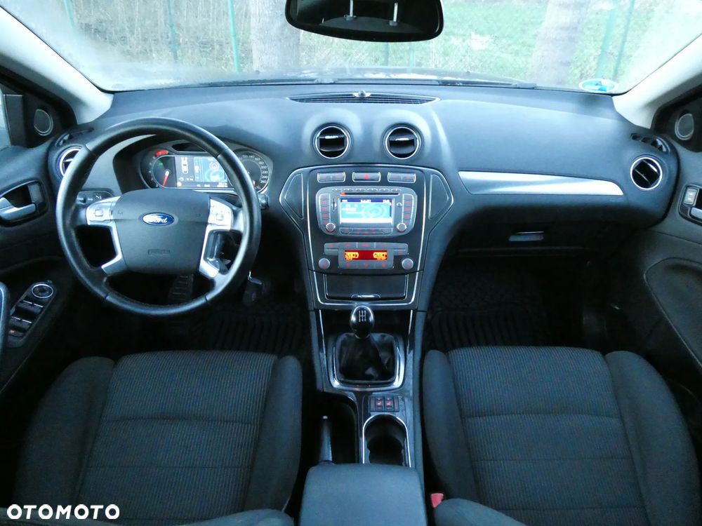 Ford Mondeo 2.0 Viva Titanium - 13
