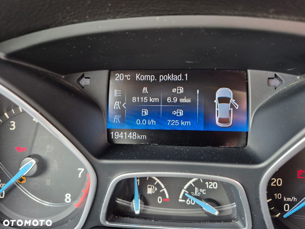 Ford Focus 1.0 EcoBoost Trend - 26