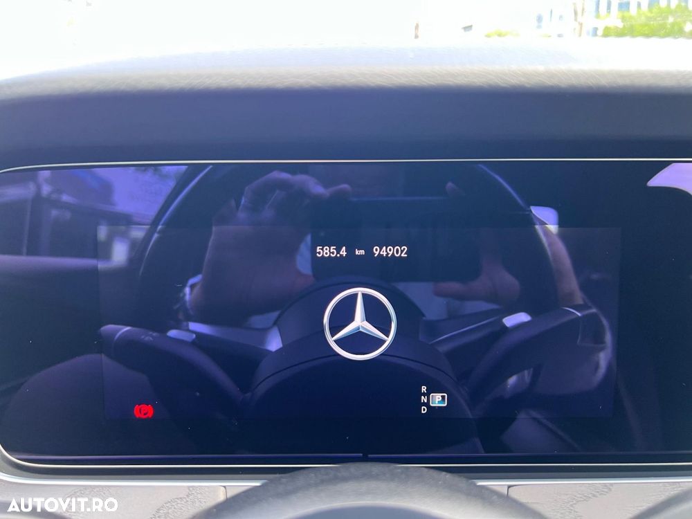 Mercedes-Benz E 220 d - 29
