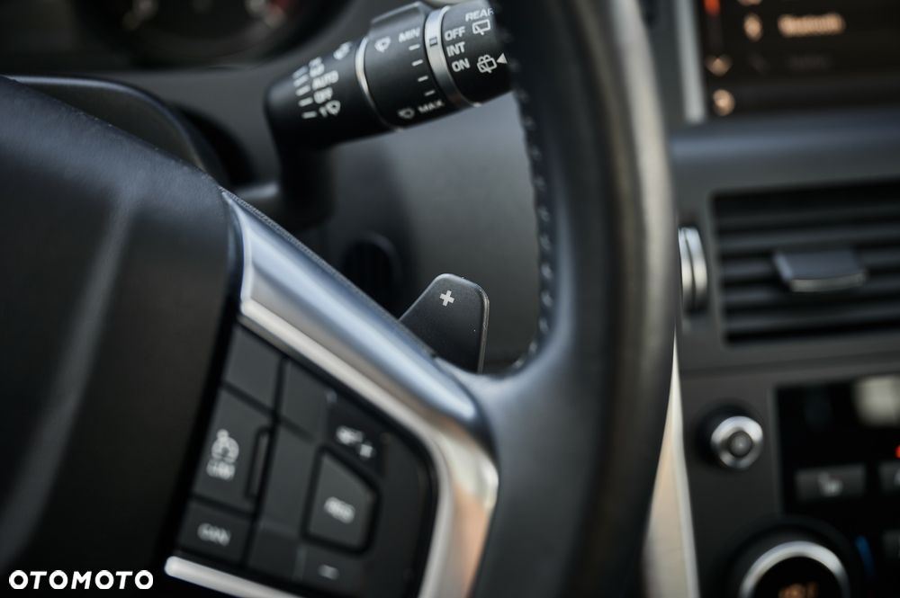 Land Rover Discovery Sport D180 HSE - 28