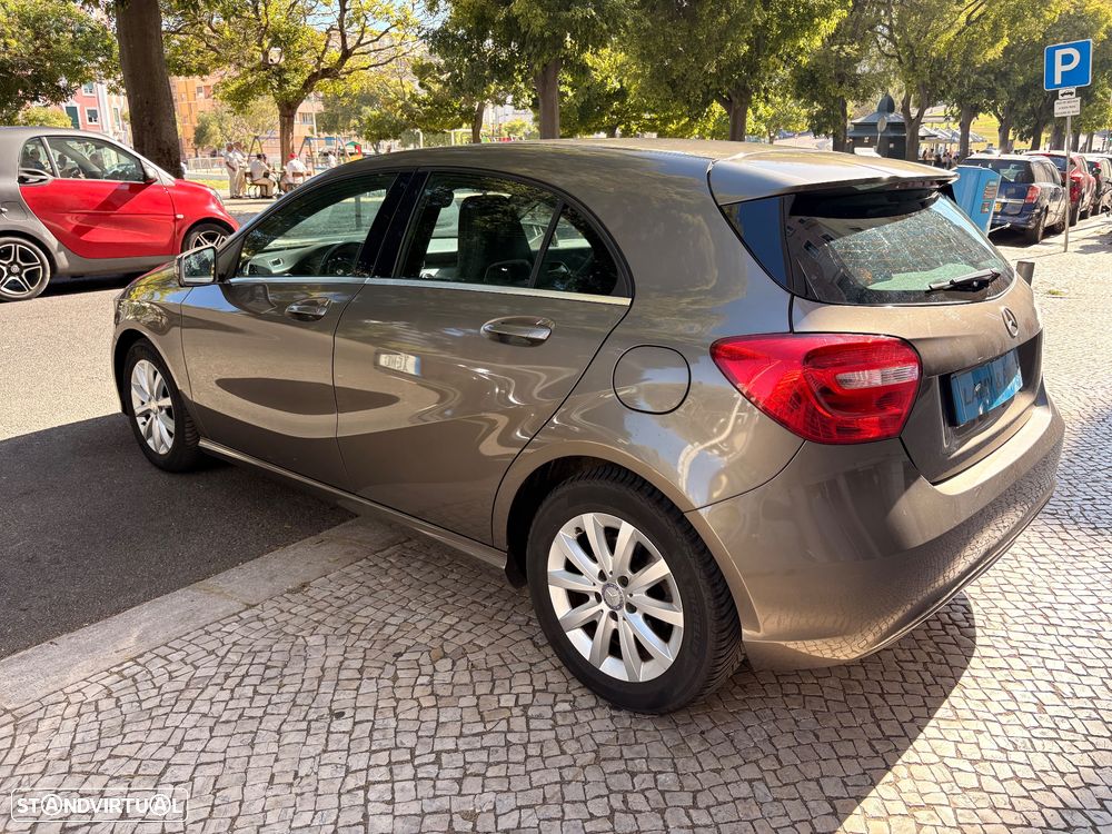 Mercedes-Benz A 180 CDI 7G-DCT Urban - 4