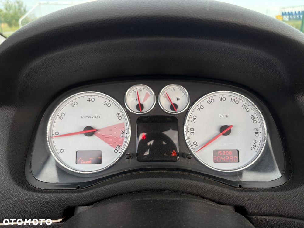 Peugeot 307 CC 1.6 Intense - 8