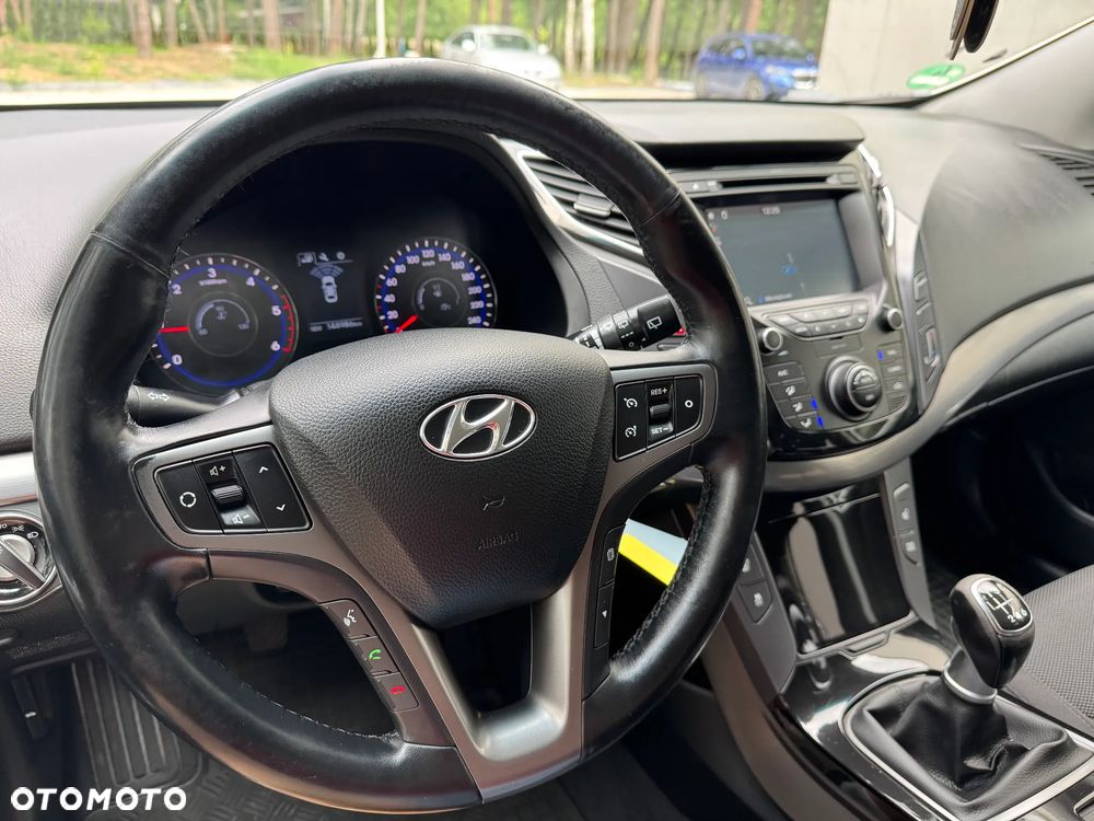 Hyundai i40 Kombi blue 1.7 CRDi Premium - 21