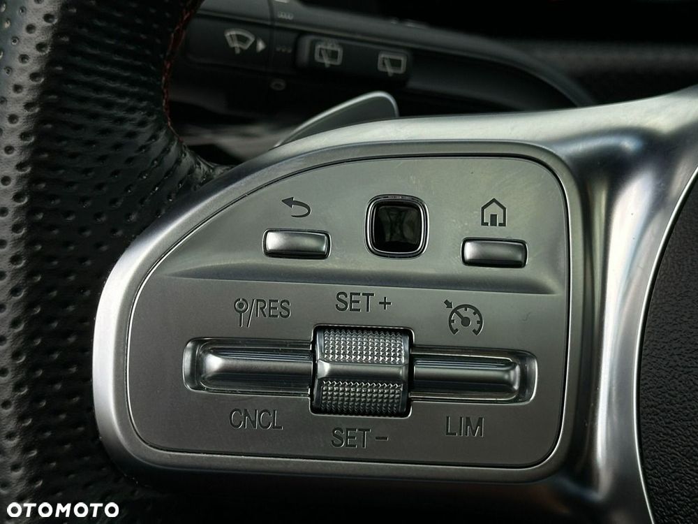 Mercedes-Benz CLA 200 d 8G-DCT AMG Line Advanced Plus - 24