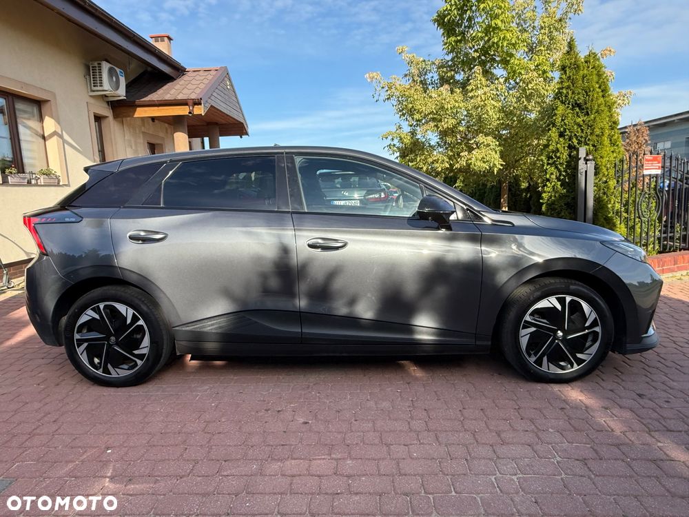 MG 4 Luxury 64 kWh - 7