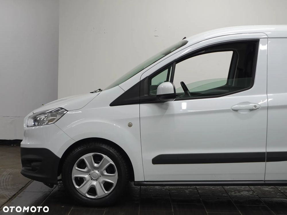 Ford Transit COURIER - 15