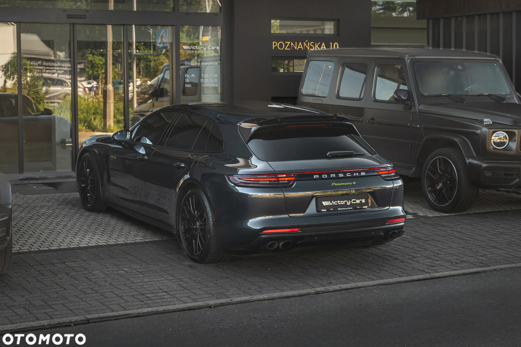 Porsche Panamera 4 e-Hybrid Sport Turismo - 19