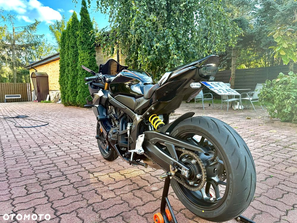 Honda CBR - 9