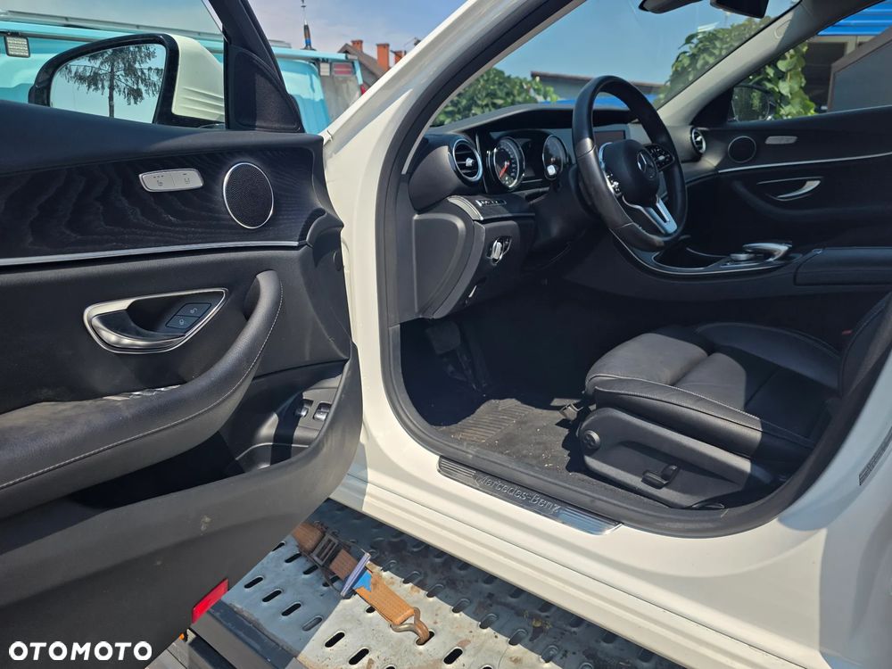 Mercedes-Benz Klasa E 300 de 9G-TRONIC Exclusive - 15