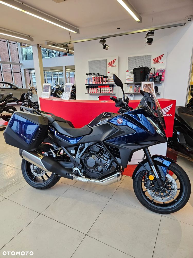 Honda NT - 7