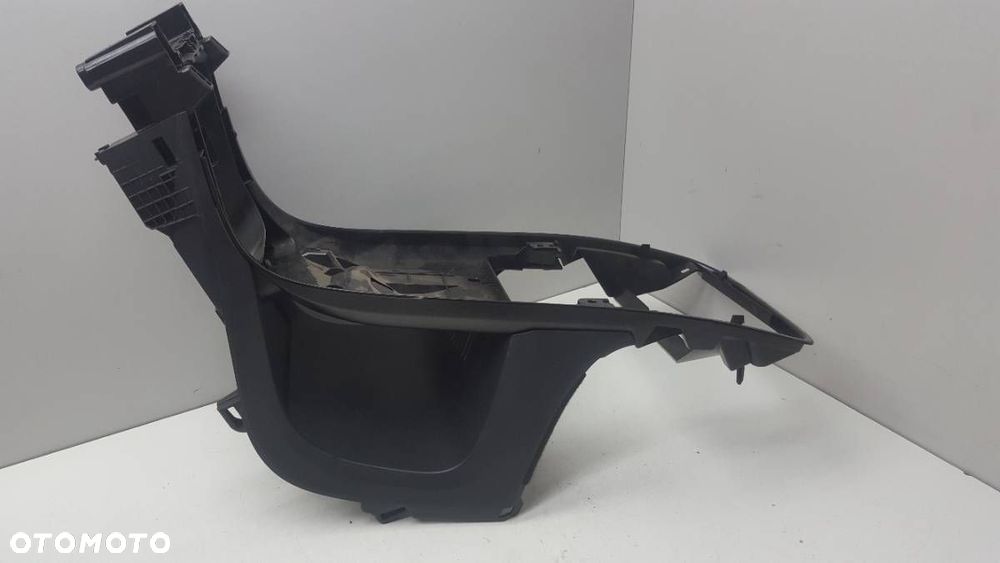 TUNEL WODOSPAD RAMKA RADIA VOLVO XC60 I 2011 EU - 4
