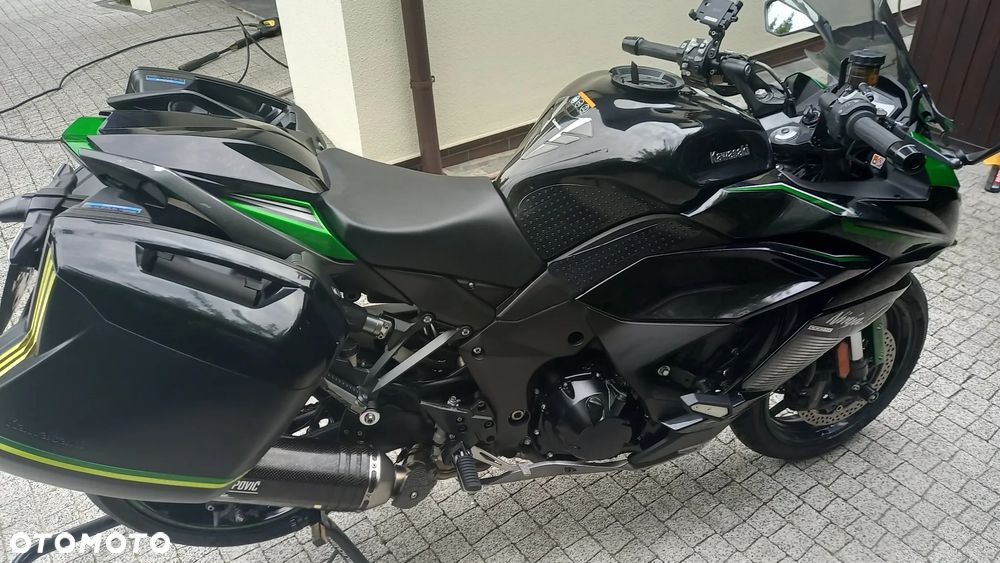 Kawasaki Ninja 1000 SX - 2