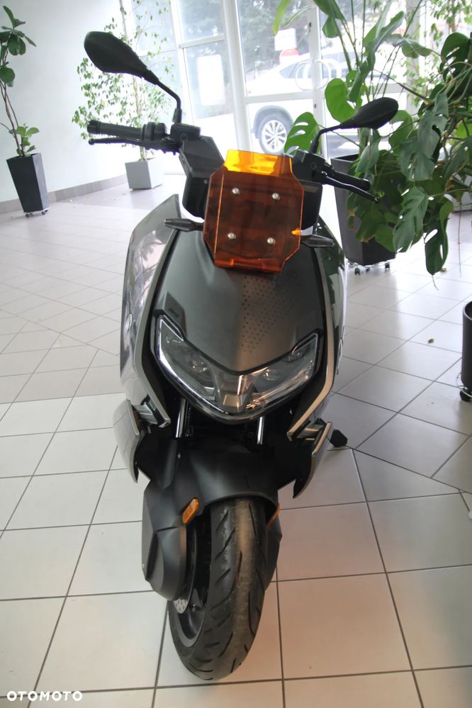 BMW CE 04 - 3