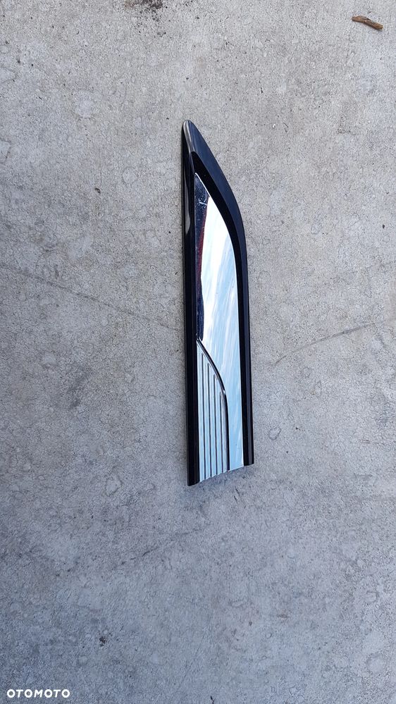 VW TIGUAN II plakietka listwa chrom  5NA853688J