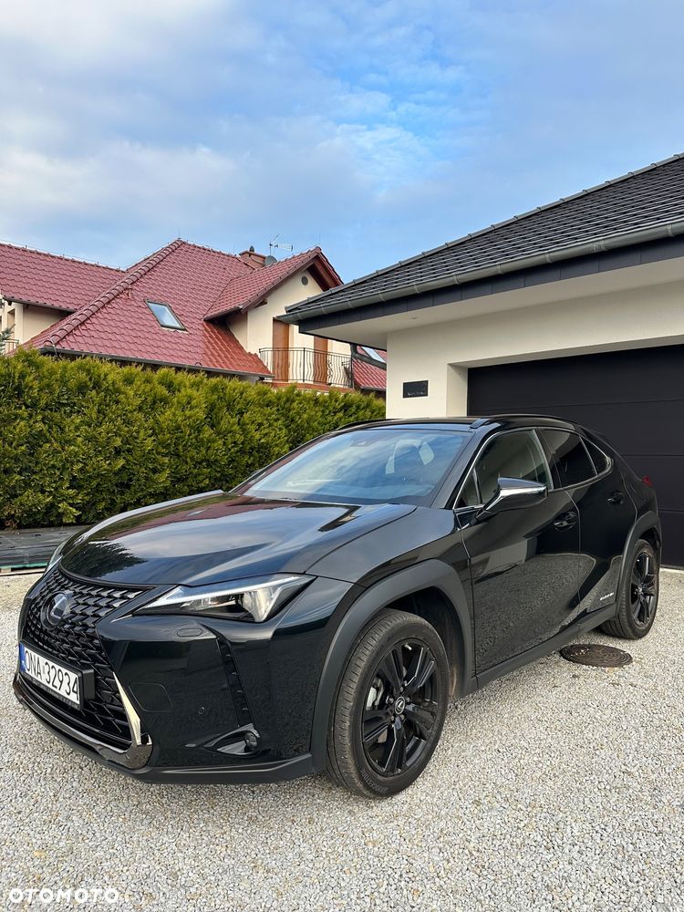 Lexus UX 250h GPF F Impression 2WD, 2021