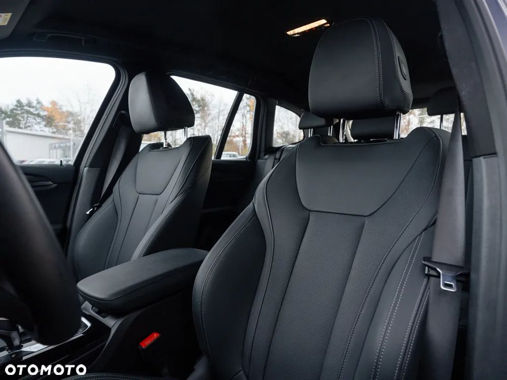 BMW X3 xDrive20i - 14