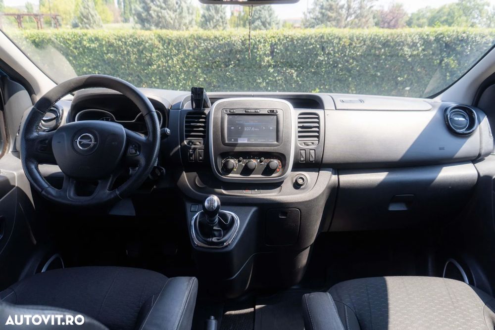 Opel Vivaro - 5