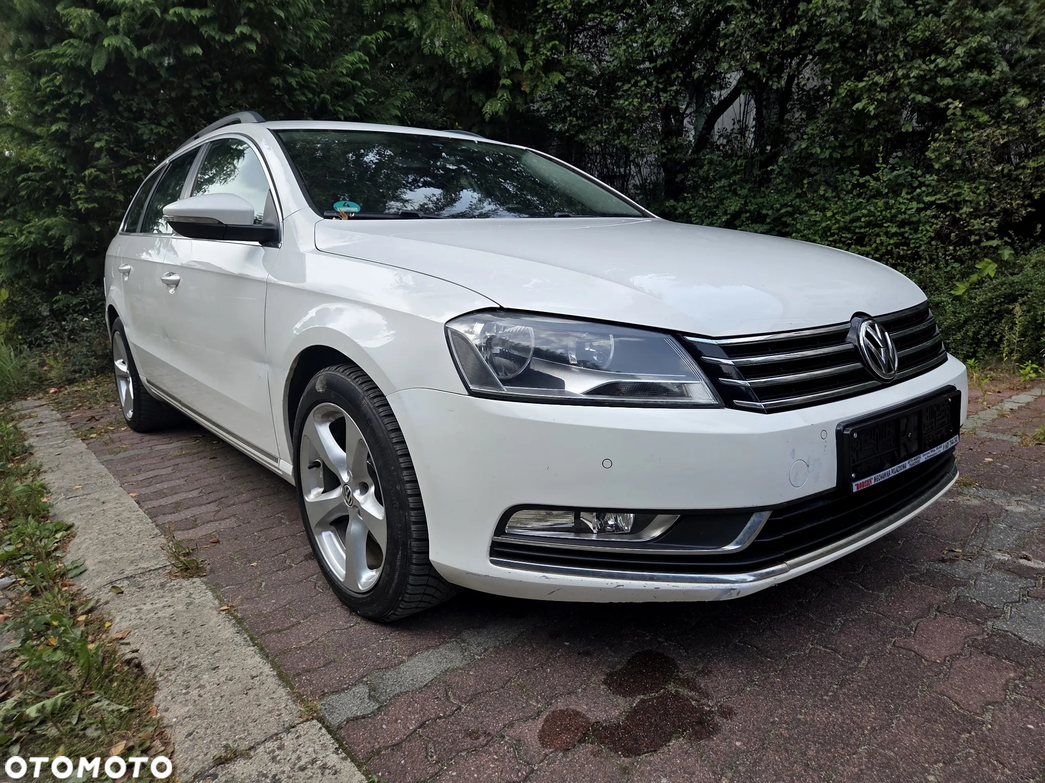 Volkswagen Passat - 2