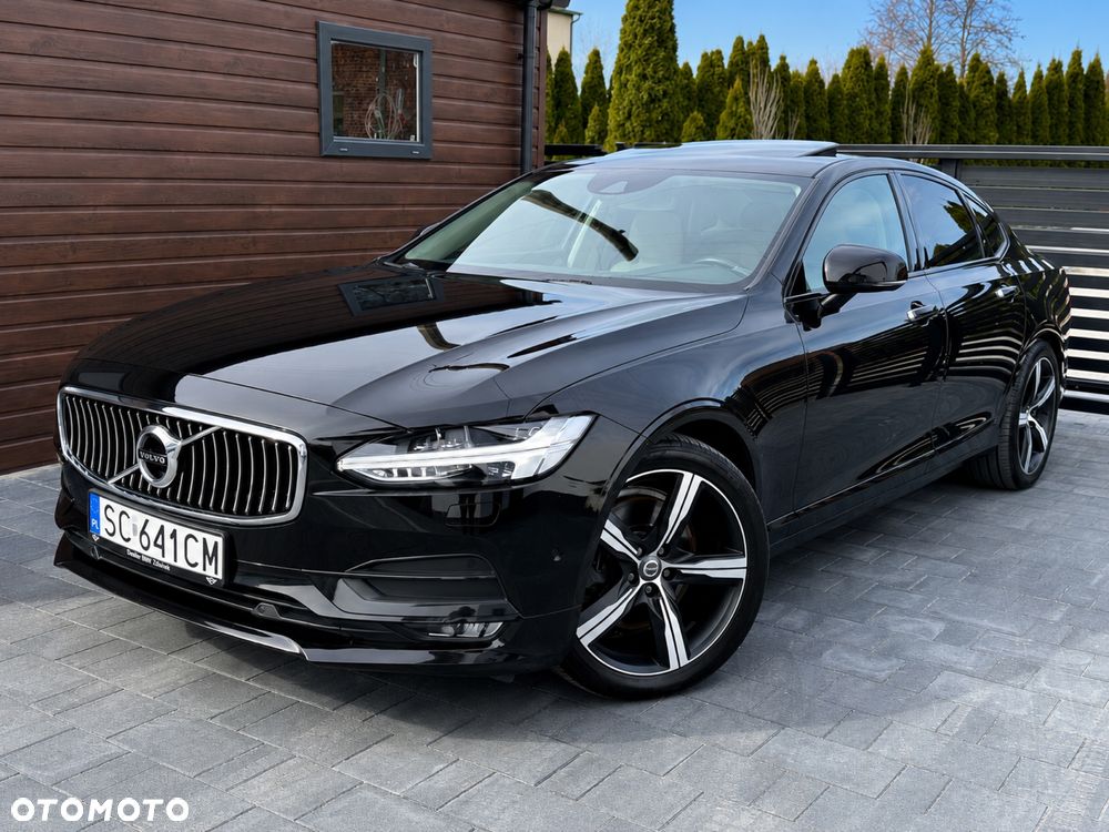 Volvo S90 - 2
