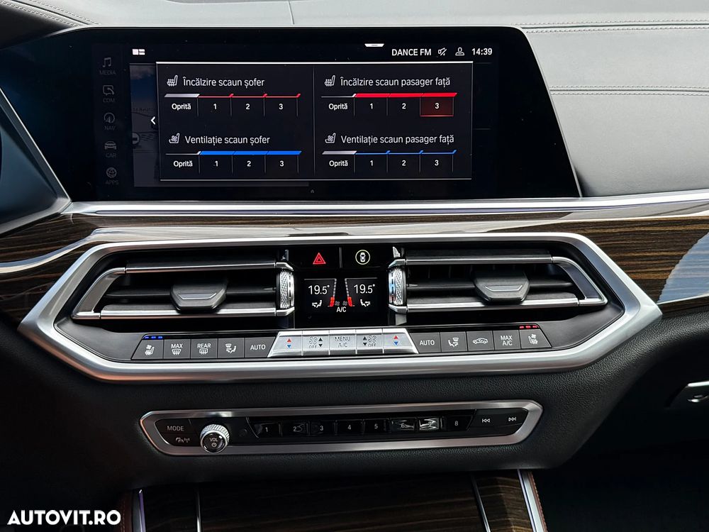 BMW X5 M M50d - 15