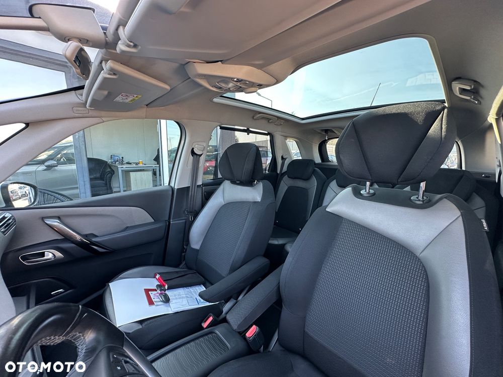 Citroën C4 Picasso 2.0 HDi Exclusive Black Top MCP - 27