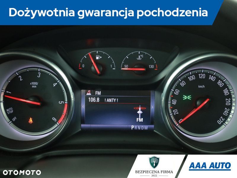 Opel Insignia - 10