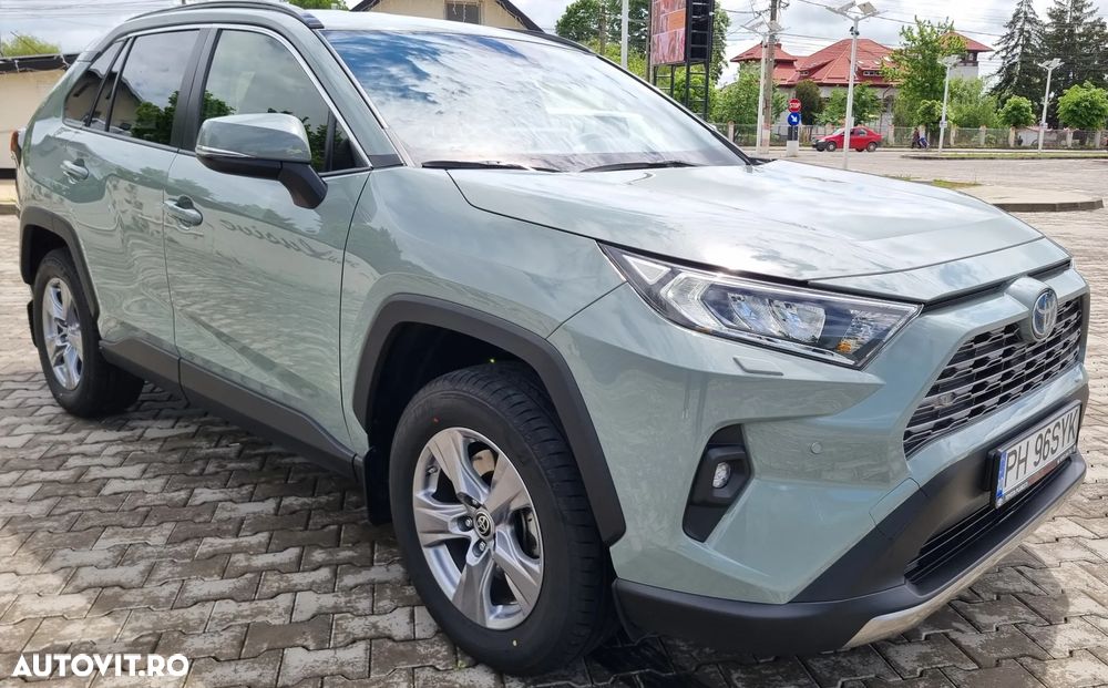 Toyota RAV4 - 10
