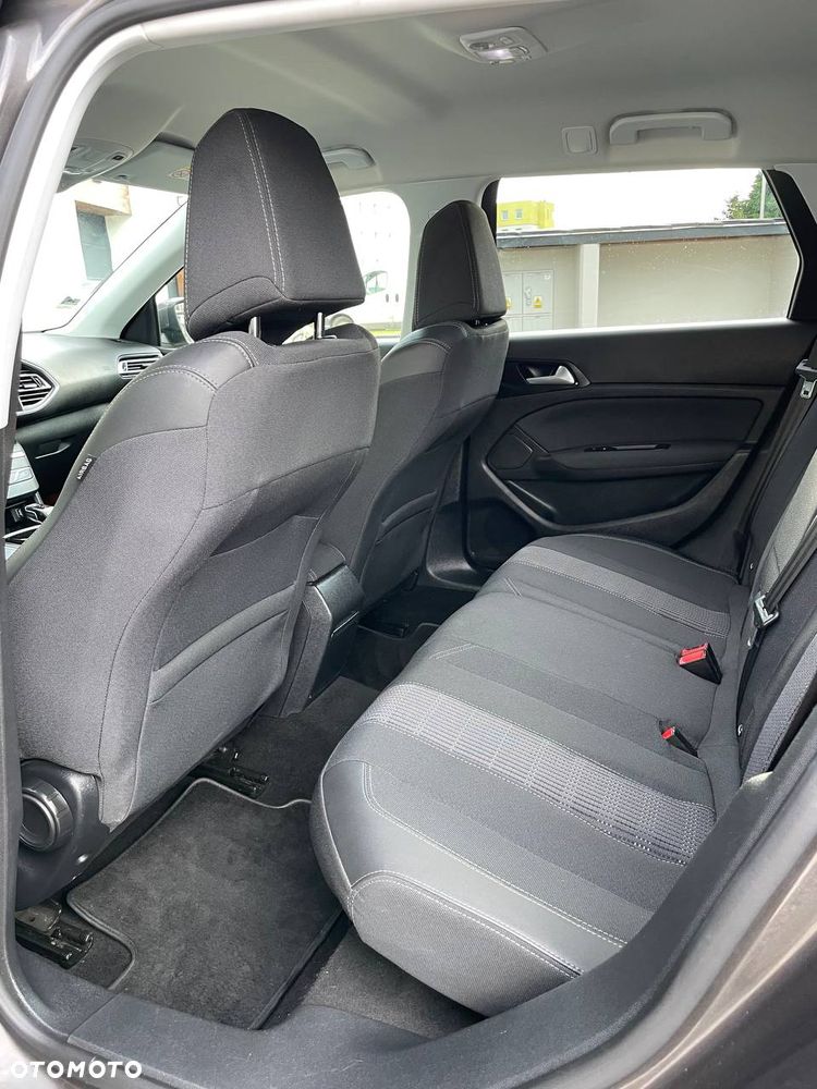 Peugeot 308 1.5 BlueHDi Allure Pack S&S EAT8 - 14