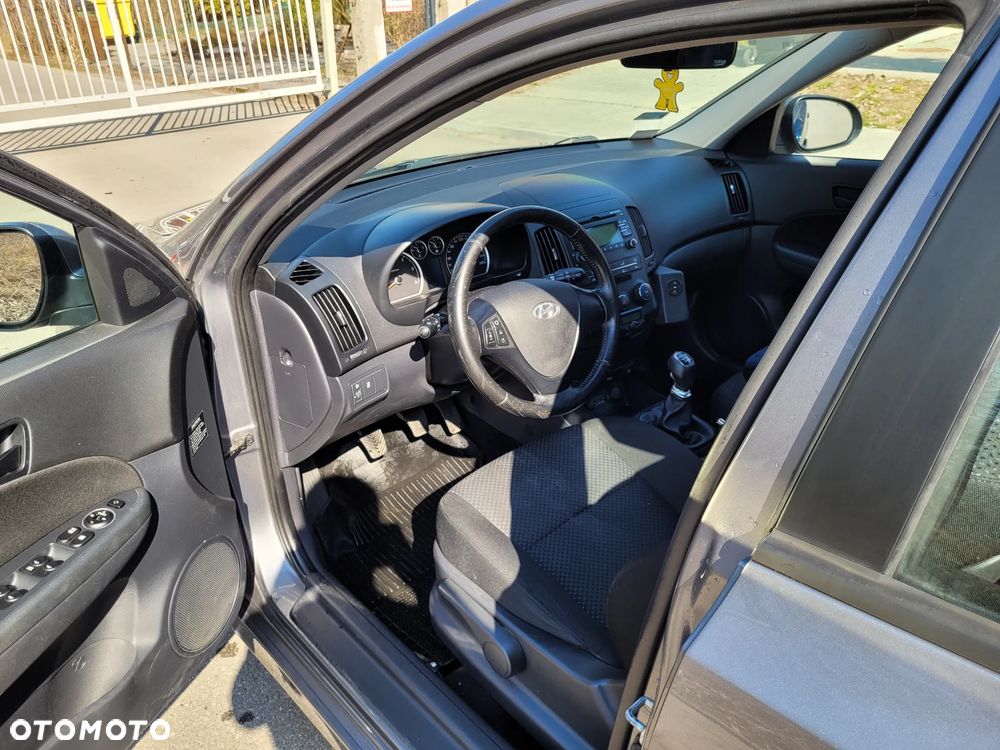 Hyundai i30 1.6 CRDi Base - 16