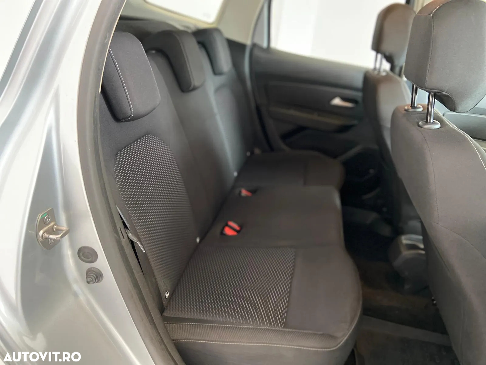 Dacia Duster TCe 130 GPF 4WD Comfort - 15